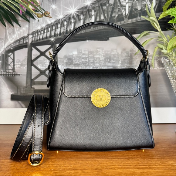 Valentino Garavani Handbags - Valentino Garavani Vintage 2way Top Handle bag w/ convertible crossbody strap
